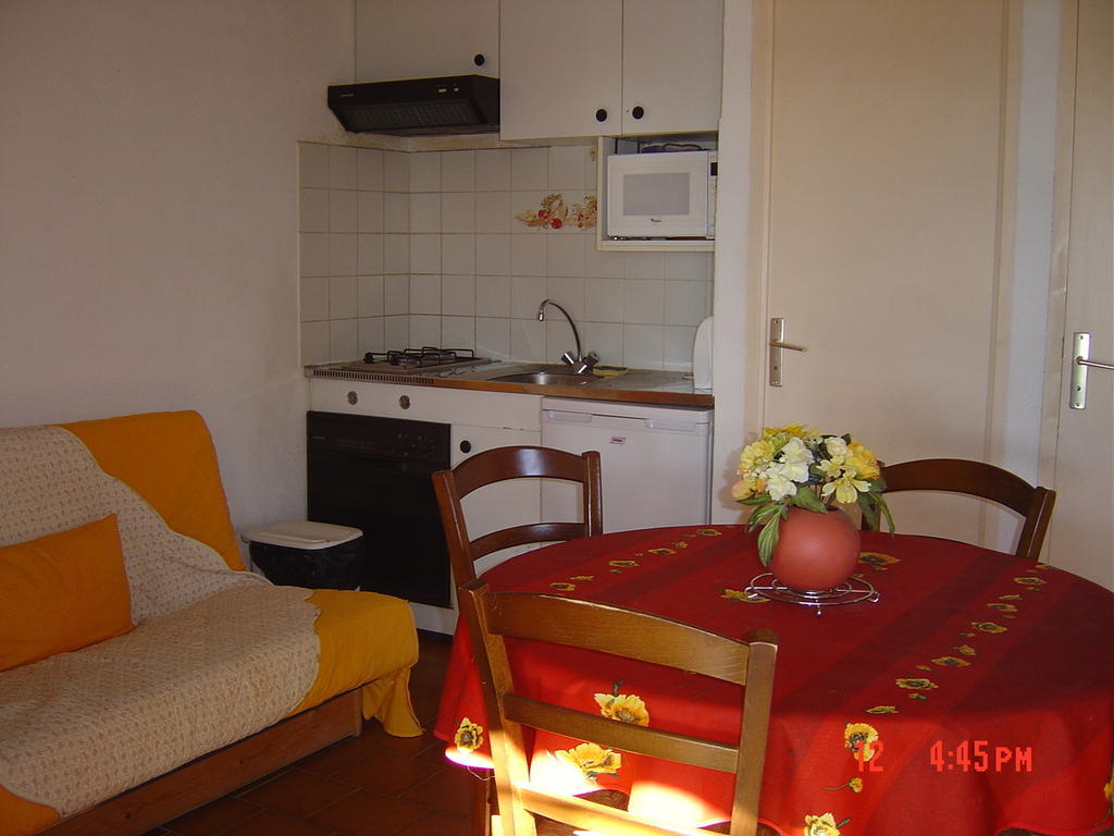 Gite Des Ocres Villars  Exterior photo