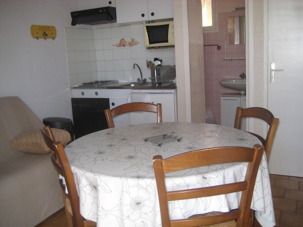 Gite Des Ocres Villars  Room photo
